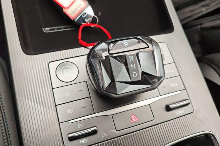 Used BYD Song L DM-i 2025 Intelligent Driving Version 160 km Beyond-Range Type