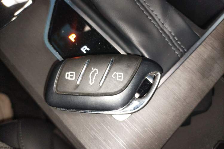 Used Roewe i5 2023 1.5L CVT Luxury Edition
