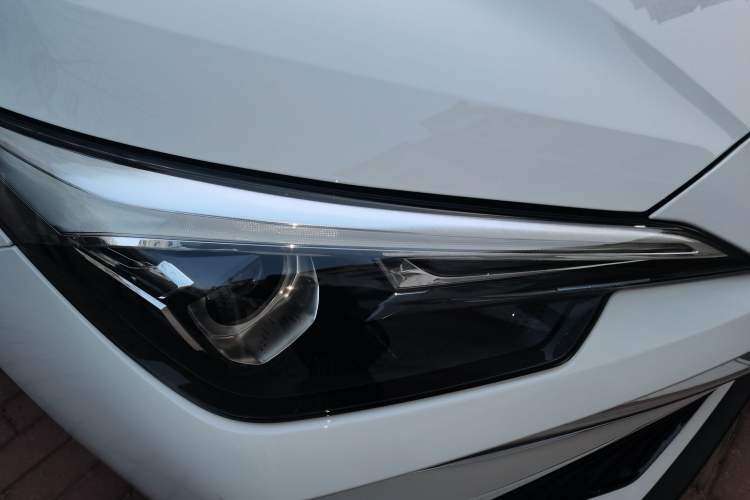 Used Roewe i5 2023 1.5L Manual Comfort Edition