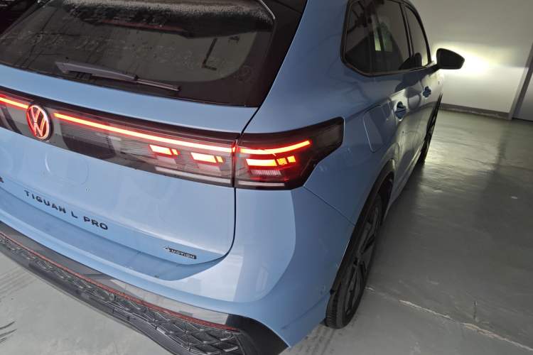 Used Volkswagen Tiguan L 2024 PRO 380TSI Four-Wheel Drive R-Line Prestige Edition
