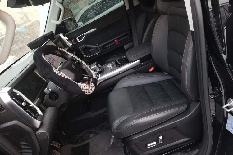 Used JETOUR Traveler 2023 2.0T All-Wheel-Drive CrossPRO
