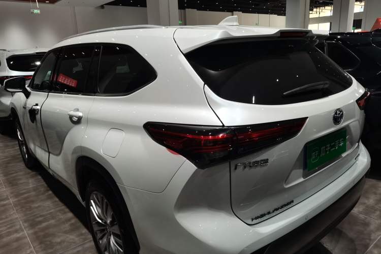 Used Toyota Highlander 2022 Dual-Engine 2.5L Four-Wheel Drive Prestige Version 7 Seats