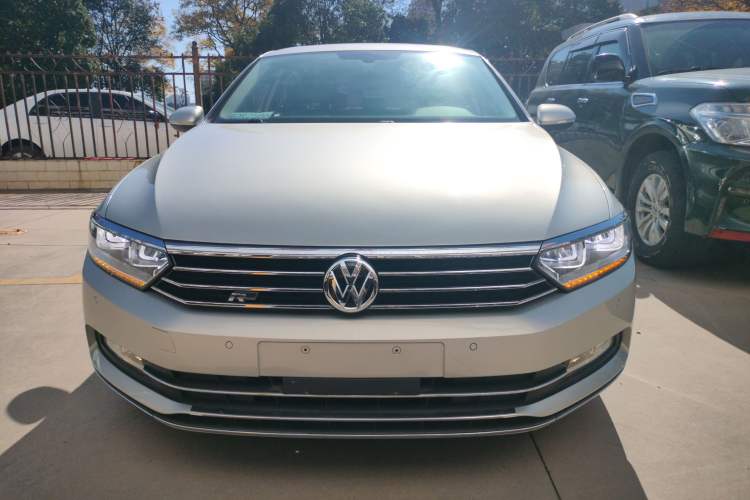 Used Volkswagen Magotan 2019 380TSI DSG Luxury Model China V Standard