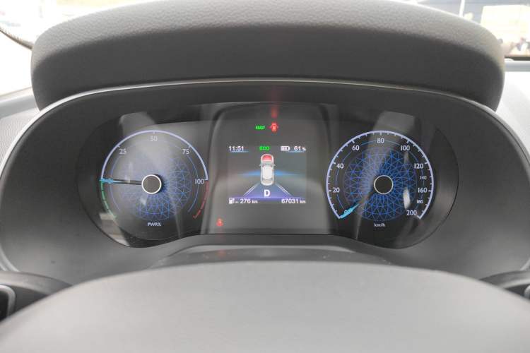 Used Hongqi E-QM5 2022 431 km Charge & Enjoy Edition