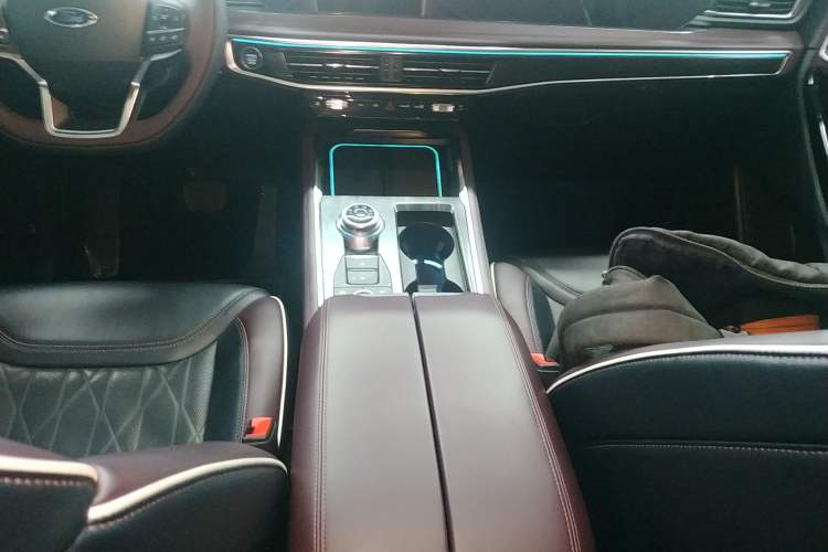 Used Ford Explorer 2023 EcoBoost 285 Four-Wheel Drive Titanium Edition 6 Seats