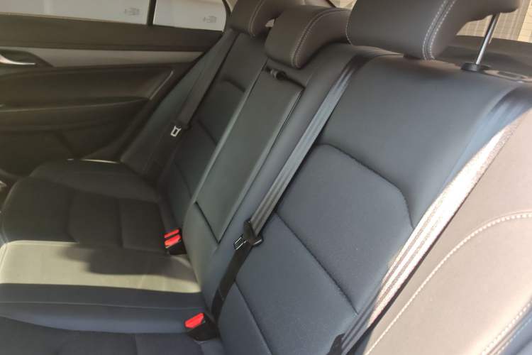 Used Geely Auto Emgrand 2021 UP 1.5L Manual Luxury Model
