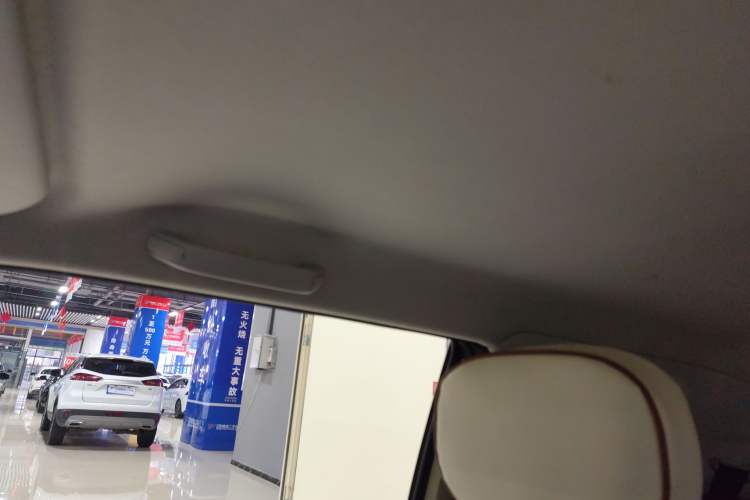 Used  Lumin 2022 210km Sweet Edition
