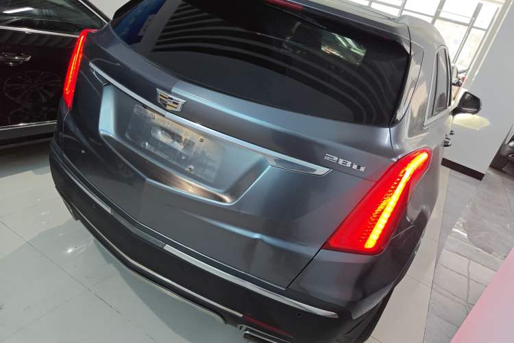 Used Cadillac XT5 2018 25T Luxury Model
