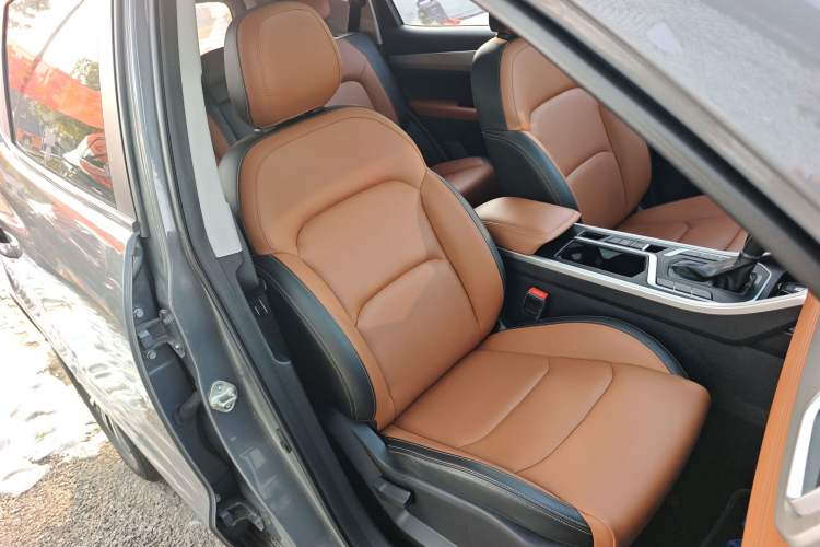 Used Geely Auto Vision X6 2020 1.4T CVT Luxury Edition
