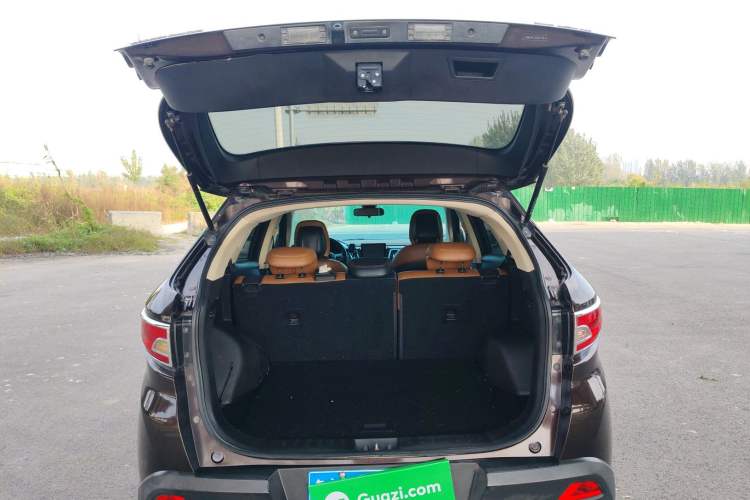 Used Soueast DX7 2015 1.5T Automatic Luxury Model
