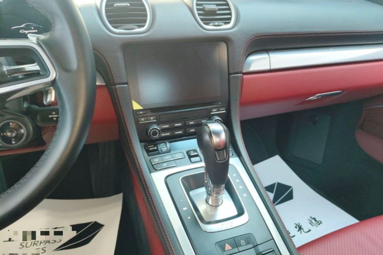 Used Porsche 718 2018 Cayman 2.0T
