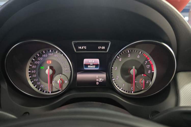 Used Mercedes-Benz CLA 2015 CLA 200
