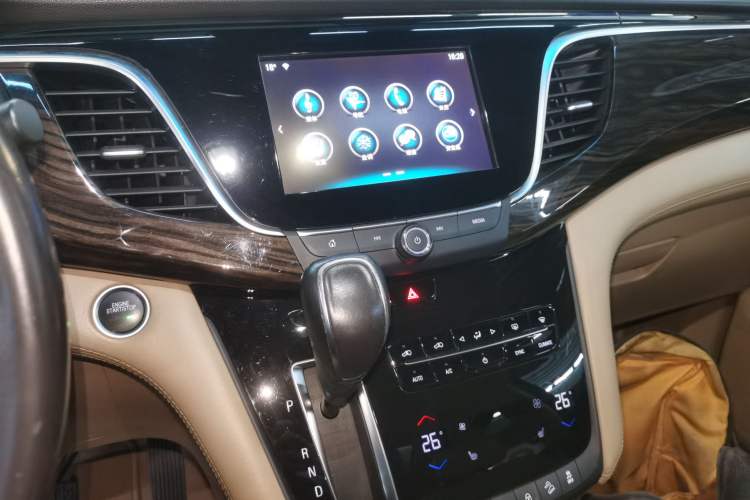 Used Buick GL8 2018 ES 28T Luxury Model China VI Standard
