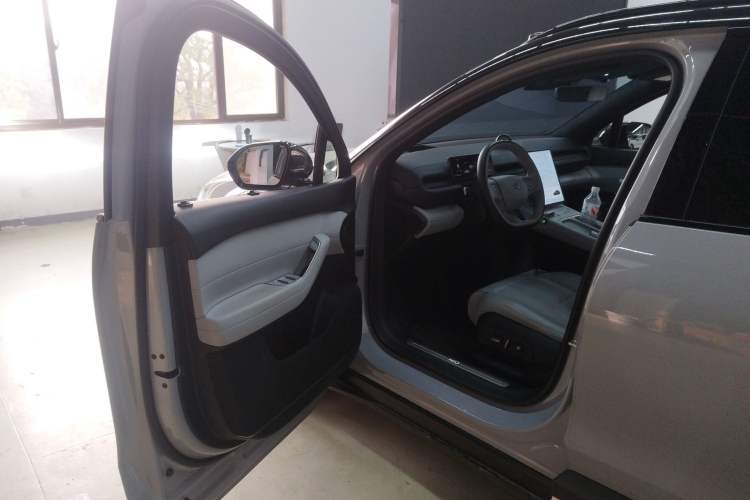 Used Nio ES6 2024 75 kWh
