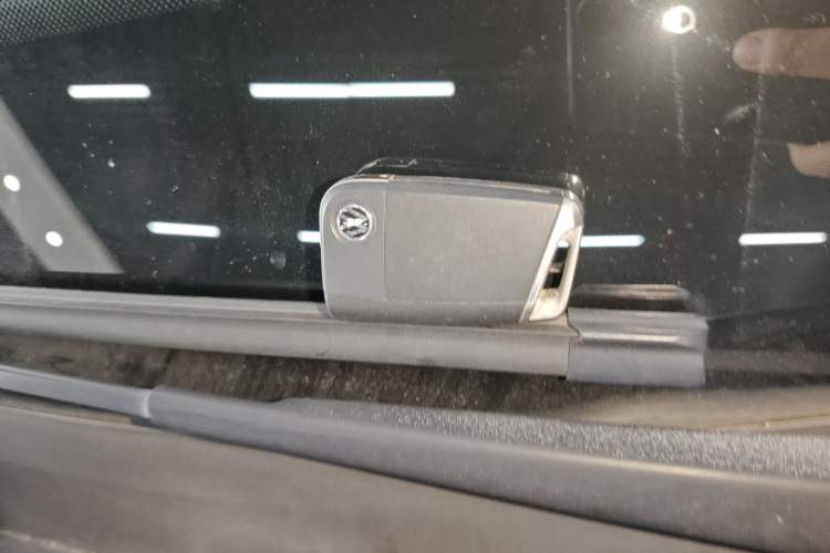 Used Volkswagen Tiguan L 2018 330TSI Automatic Two-Wheel Drive Luxury Edition
