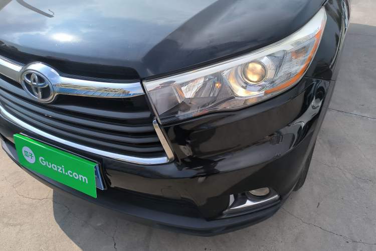 Used Toyota Highlander 2015 2.0T Two-Wheel Drive Elite Edition 7 Seats
