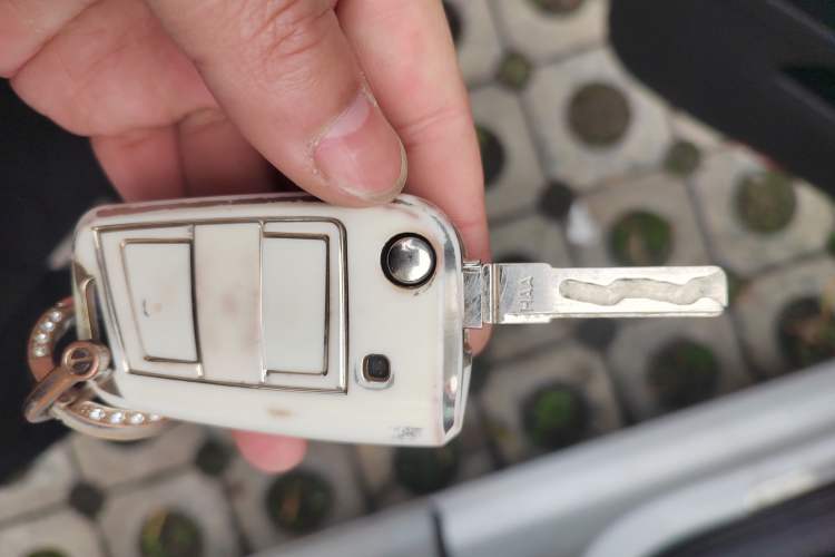 Used Volkswagen Golf 2017 1.6L Automatic Comfort Million-Vehicle Anniversary Edition
