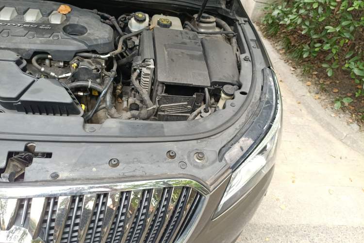 Used Buick LaCrosse 2013 2.4L SIDI Leading Comfort Version
