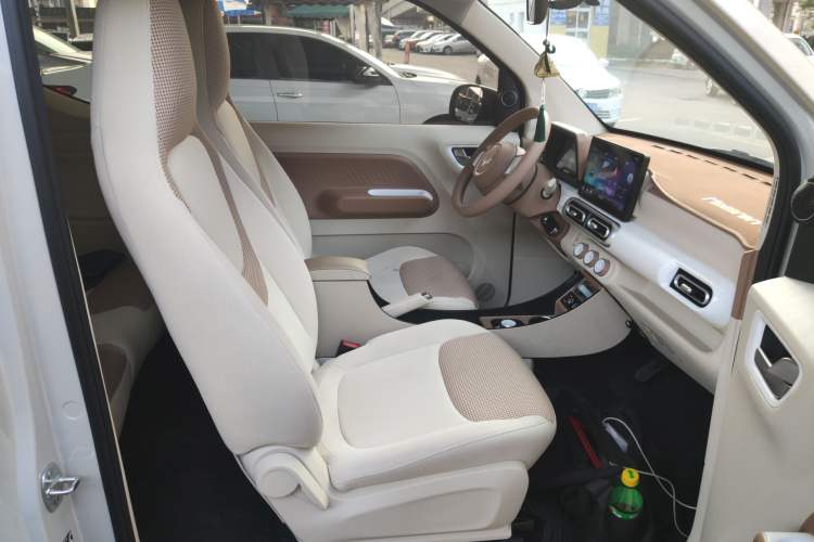 Used Wuling Hongguang MINIEV 2024 3rd Generation 215km Youth Edition