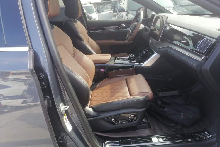 Used BYD Tang New Energy 2021 DM-i 112KM Prestige Model
