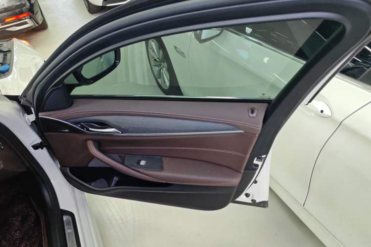 Used BMW 5 Series 2021 530Li xDrive M Sport Package
