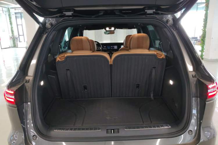 Used Li Auto ONE 2021 Extended-Range 6-Seater Version
