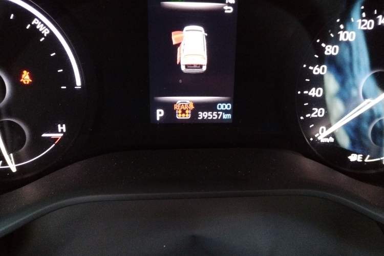 Used Toyota Granvia 2023 2.5L Hybrid Comfort Edition