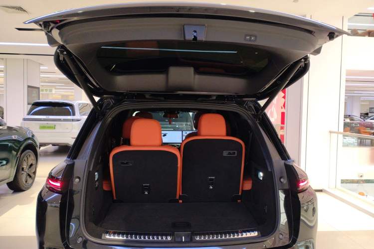 Used Li Auto L8 2024 Pro Model