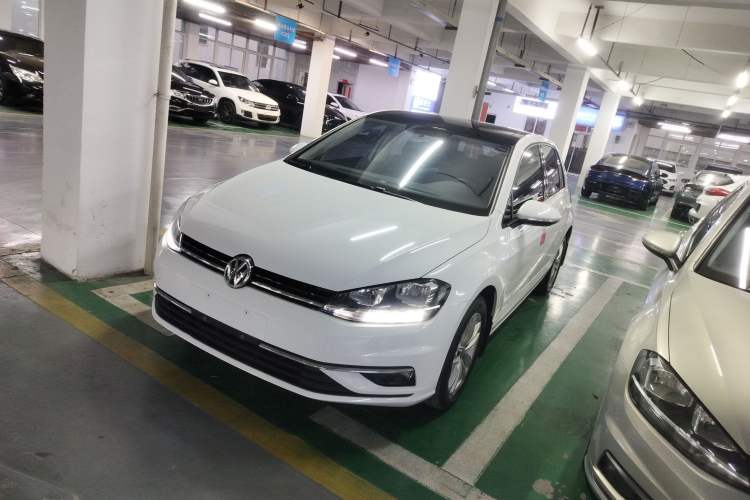 Used Volkswagen Golf 2018 230TSI Automatic Comfort Model