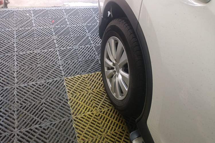 Used Honda CR-V 2016 2.0L two-wheel drive Urban Edition