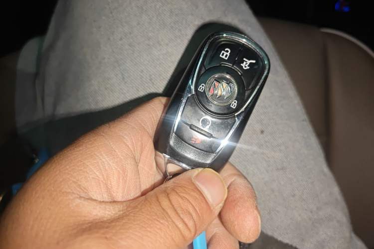 Used Buick Enclave 2022 652T 4x4 Prestige Flagship 7-Seater
