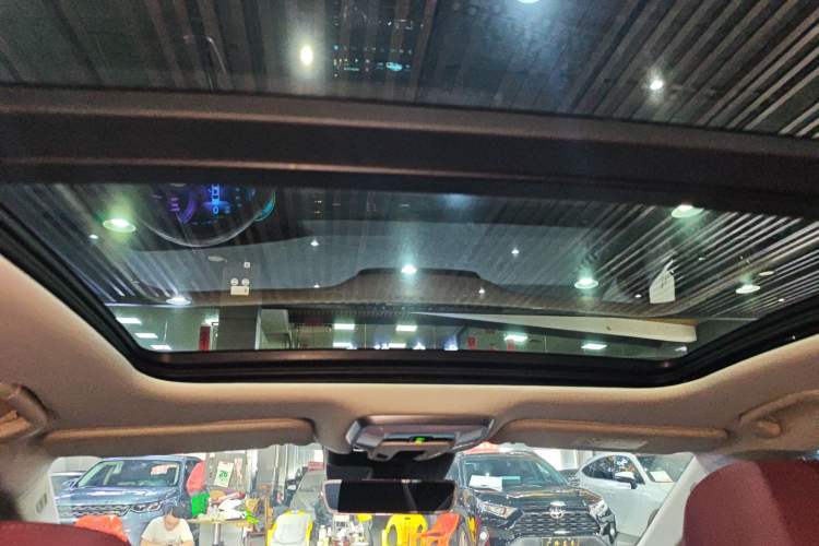 Used Hongqi H5 2024 2.0T Automatic Smart Connect Flagship Edition
