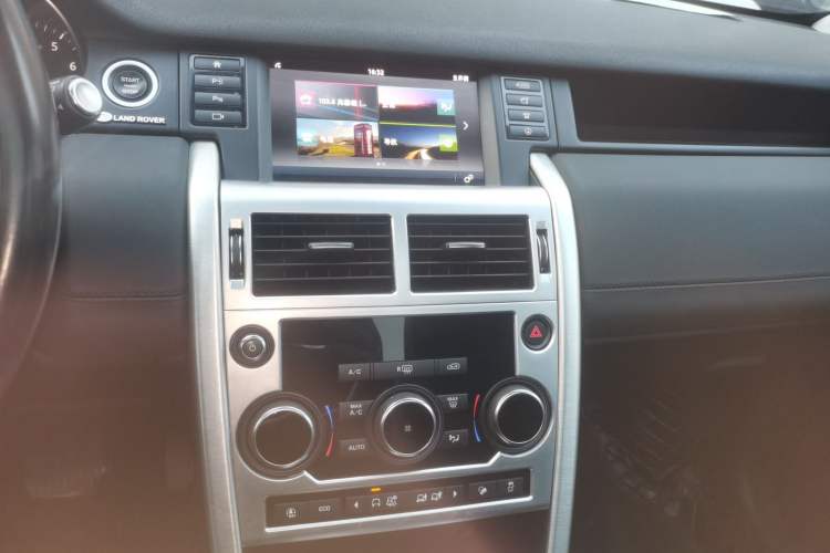 Used Land Rover Discovery Sport 2019 240 PS SE Version China V Standard