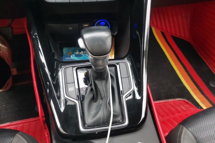 Used Kia Sportage R 2018 2.0L Automatic Smart Luxury Version China V Standard