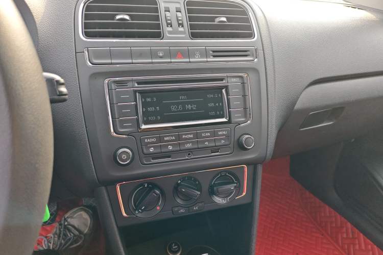 Used Volkswagen Polo 2014 1.6L Automatic Comfort Edition