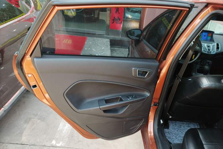 Used Ford Fiesta 2013 Hatchback 1.5L Automatic Fashion Edition