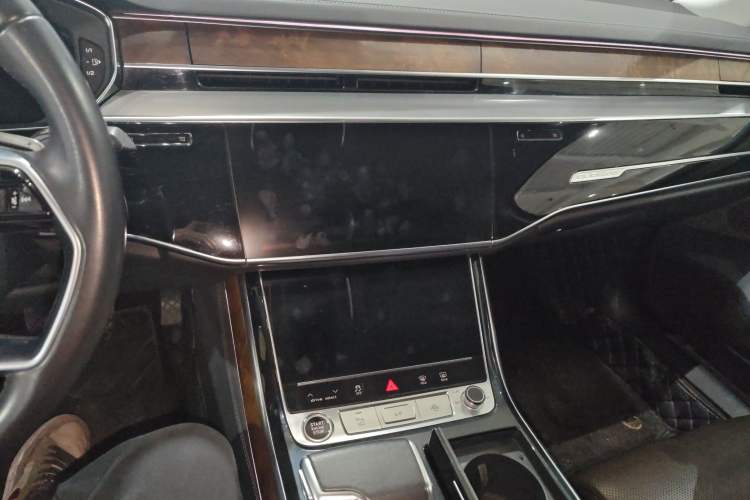 Used Audi A8 2021 A8L 55 TFSI quattro Luxury Model
