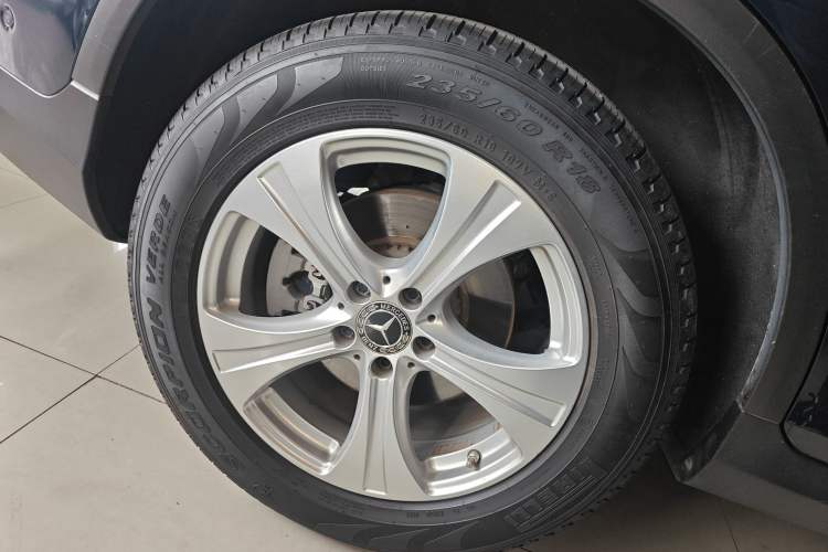 Used Mercedes-Benz GLC 2020 GLC 260 L 4MATIC Dynamic Model
