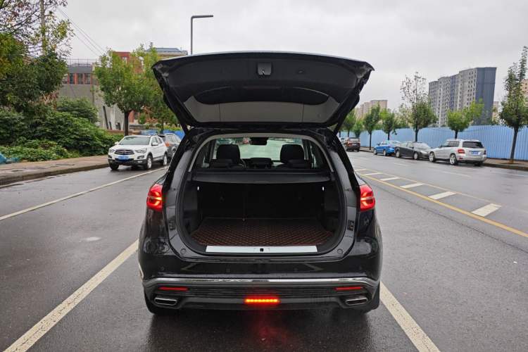 Used Hongqi HS5 2022 Facelifted Version 2.0T Smart Connect Flagship All-Wheel-Drive Edition
