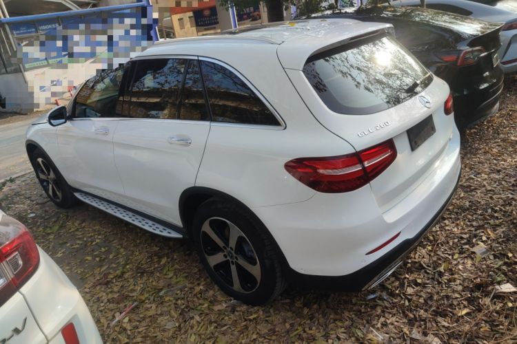 Used Mercedes-Benz GLC 2018 Facelift GLC 260 4MATIC Luxury Edition
