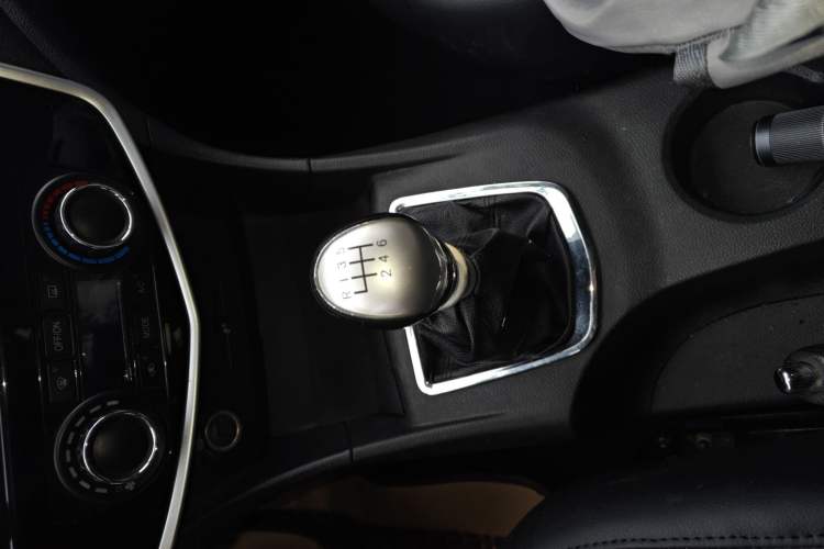 Used FORTHING F600 2018 F600L 2.0L Comfort Model