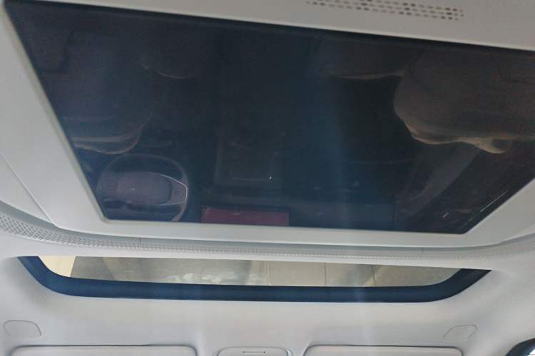 Used XPeng X9 2024 610 Long-Range Pro
