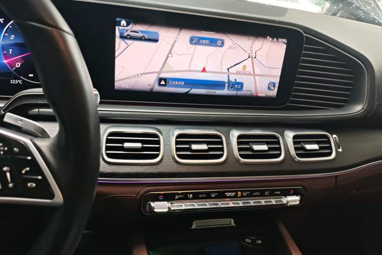 Used Mercedes-Benz GLE 2024 GLE 450 4MATIC Luxury Model
