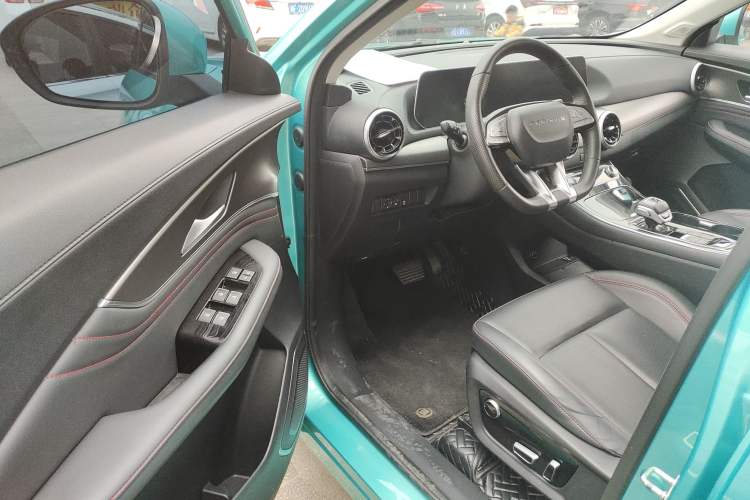 Used FORTHING T5 EVO 2021 1.5TD DCT Diamond Edition
