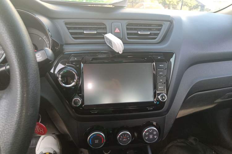 Used Kia K2 2015 Sedan 1.4L Automatic GLS
