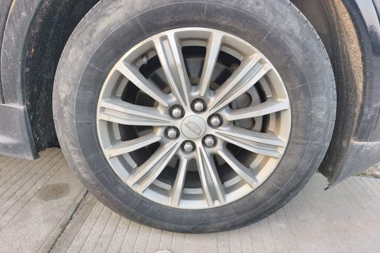 Used Cadillac XT5 2018 25T Luxury Model