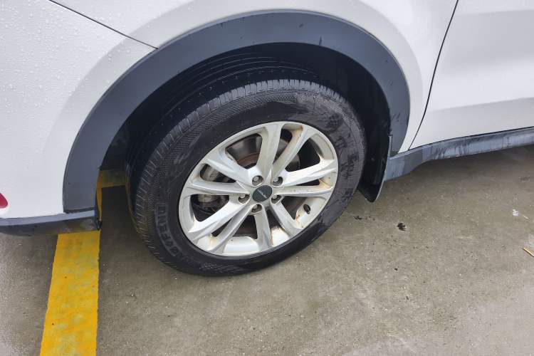 Used Dongfeng Fengon 580 2021 Revised ☆ Star Edition 1.8L Manual Elite Version
