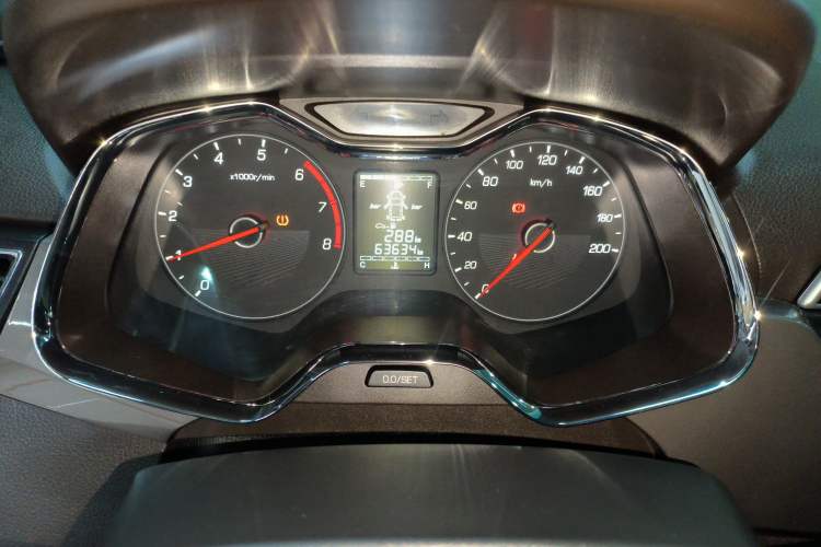 Used Baojun 310W 2017 1.5L Manual Fashion Model China V
