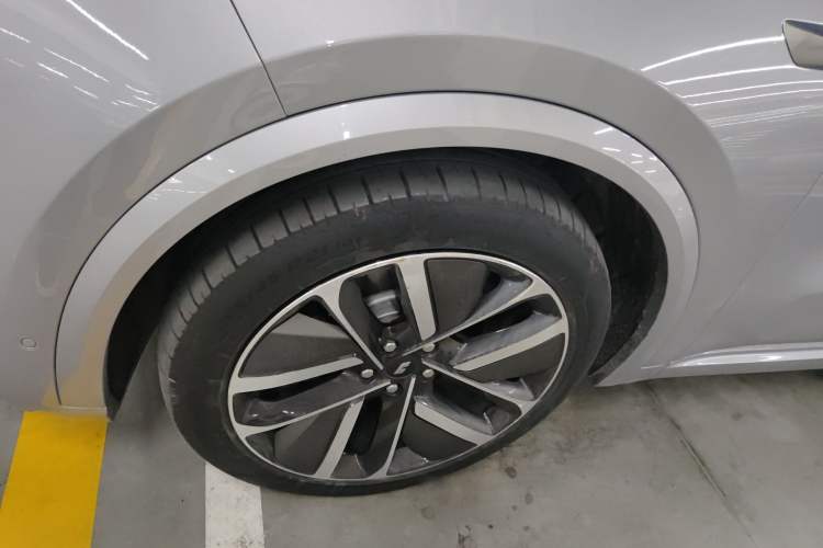 Used Li Auto L9 2022 Max model