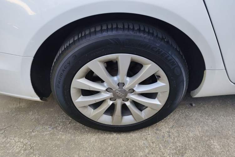 Used Audi A6L 2014 30 FSI Comfort Model
